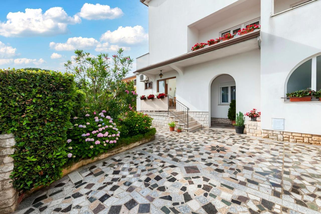 Apartments Sandra Rovinj Ngoại thất bức ảnh