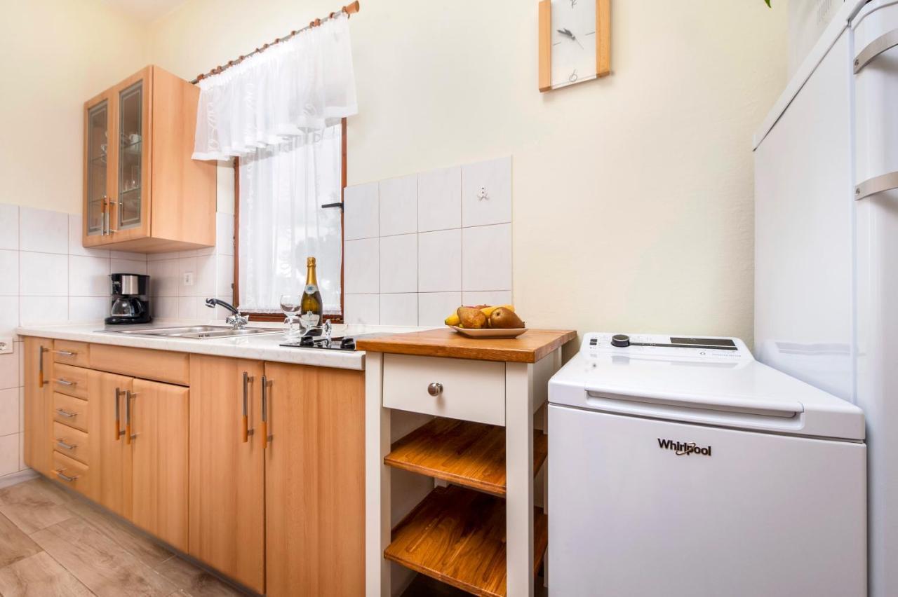 Apartments Sandra Rovinj Ngoại thất bức ảnh