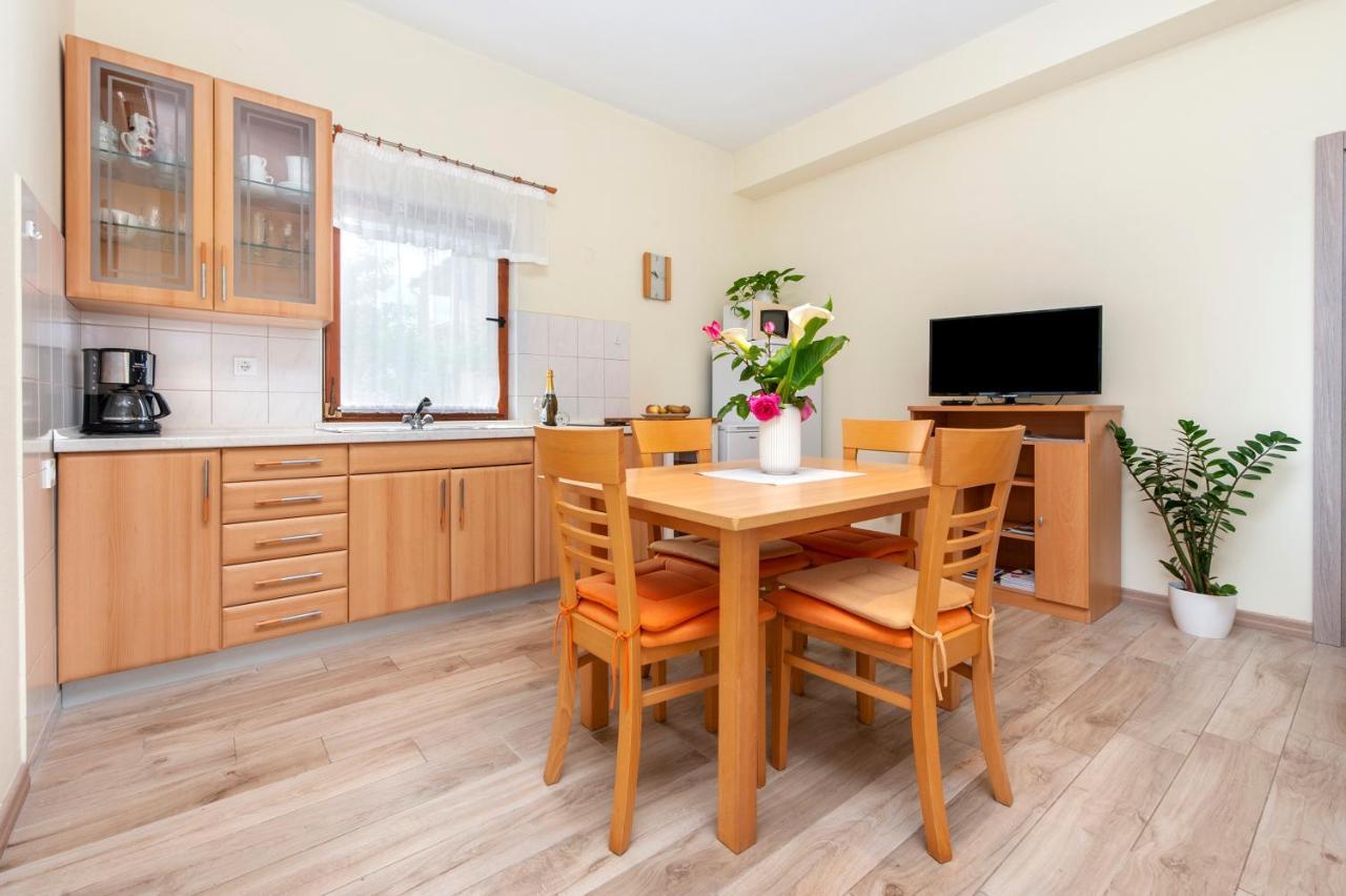 Apartments Sandra Rovinj Ngoại thất bức ảnh
