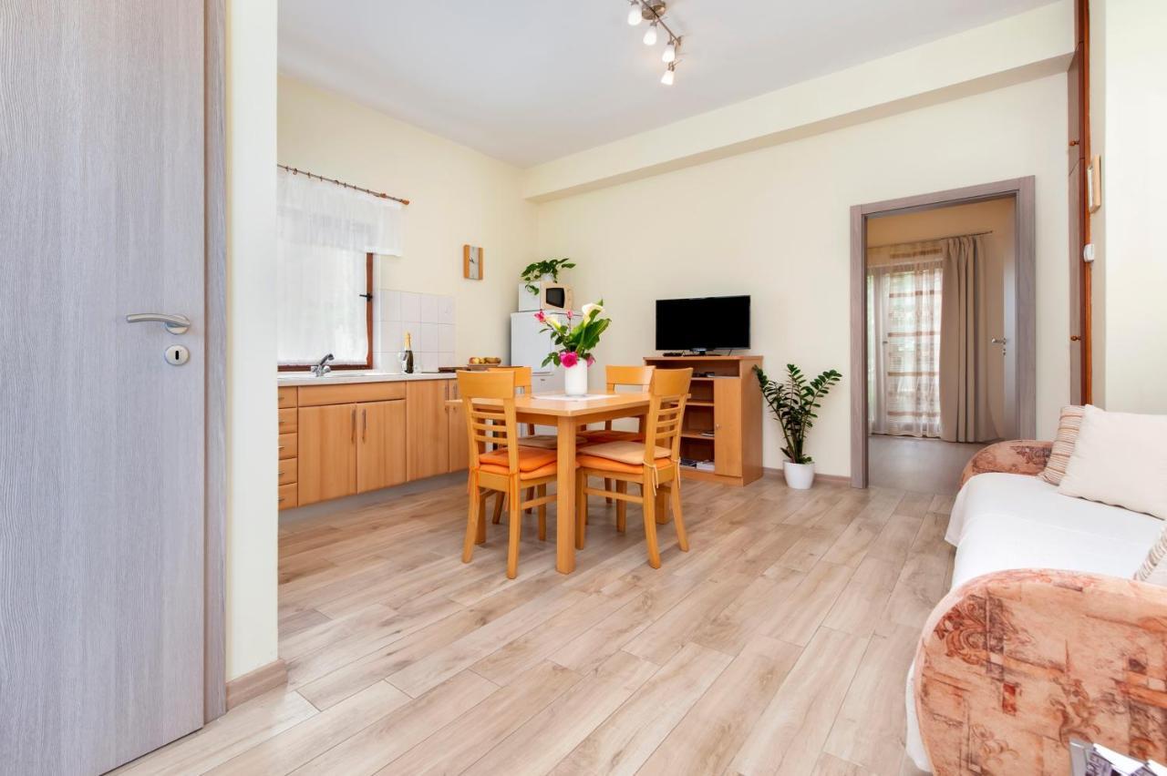Apartments Sandra Rovinj Ngoại thất bức ảnh