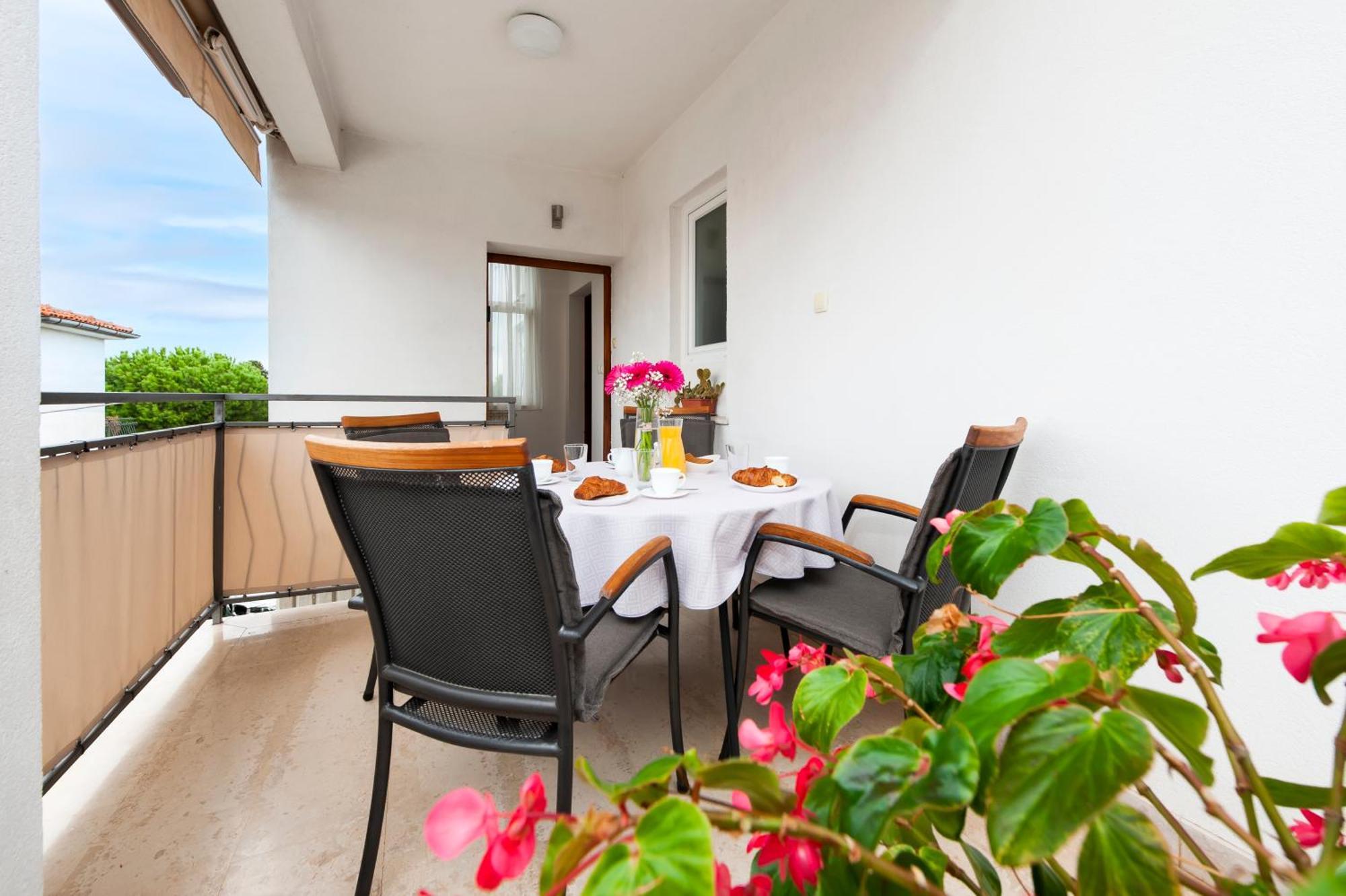 Apartments Sandra Rovinj Ngoại thất bức ảnh
